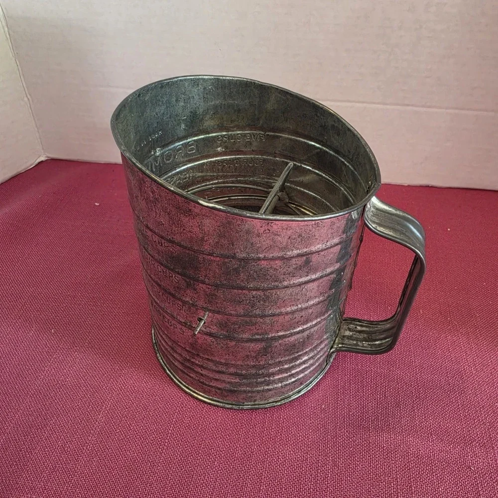 Vintage Bromwell Flour Sifter Metal Green Wood Handle Crank Kitchen Tool Antique